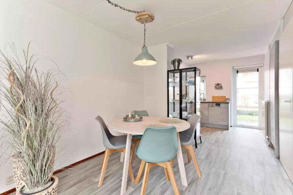 Vakantiehuis Met Luxe Tuin Dichtbij Het Strand Kamperland Bagian luar foto