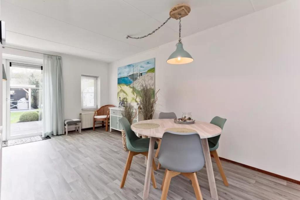 Vakantiehuis Met Luxe Tuin Dichtbij Het Strand Kamperland Bagian luar foto