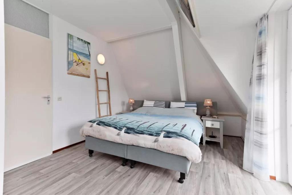 Vakantiehuis Met Luxe Tuin Dichtbij Het Strand Kamperland Bagian luar foto