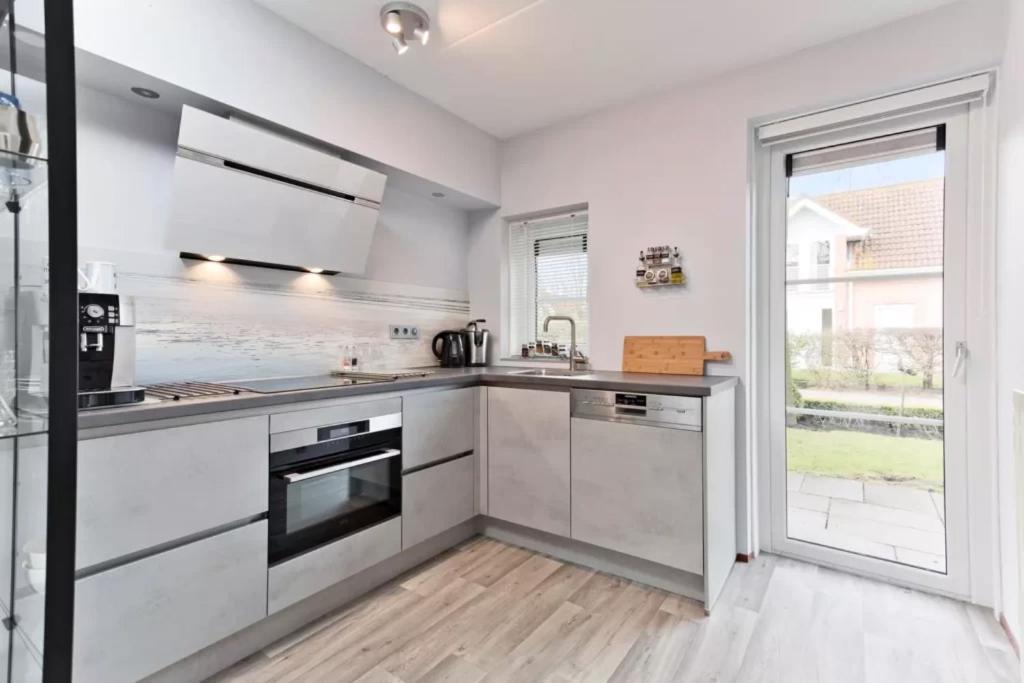 Vakantiehuis Met Luxe Tuin Dichtbij Het Strand Kamperland Bagian luar foto