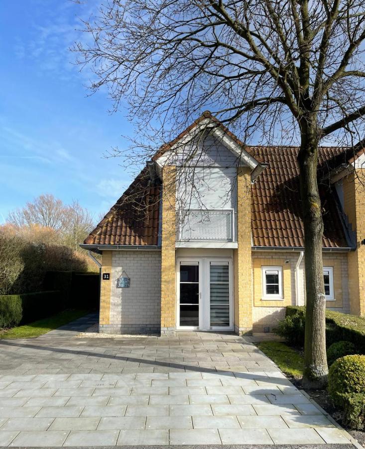 Vakantiehuis Met Luxe Tuin Dichtbij Het Strand Kamperland Bagian luar foto